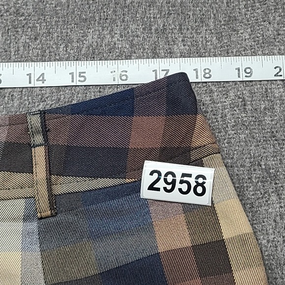 Roz & Ali Plaid Knee Length Skirt Women Size 16 Blue Brown Tan Career Casual - Picture 9 of 9